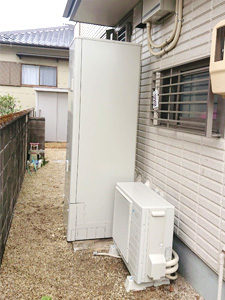 愛知県豊田市S様邸にて三菱 SRT-HP373WFからダイキン EQ46UFVへエコキュートの交換を行いました。▼施工後の画像です。