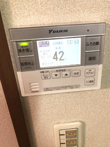 滋賀県長浜市H様邸にて三菱 SRT-4666FU-BLからダイキン EQ46UFVへエコキュートの交換を行いました。